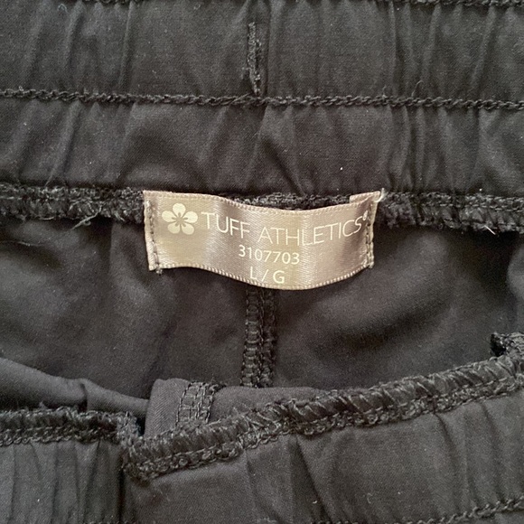 Tuff Athletics Black shorts - Picture 2 of 4